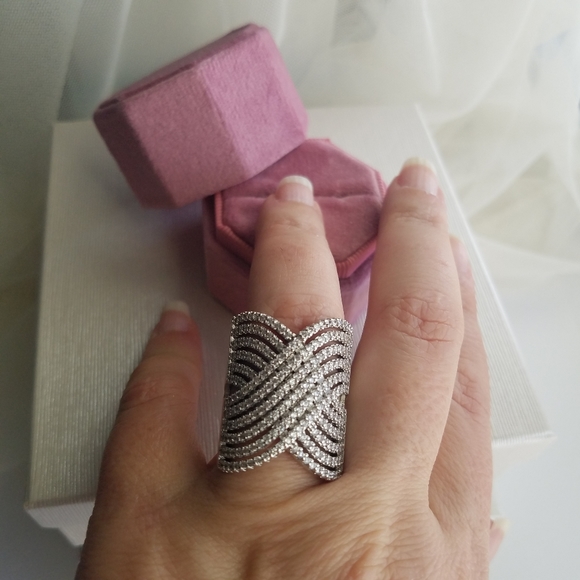 Swarovski Silver Wave Ring - Picture 10 of 16